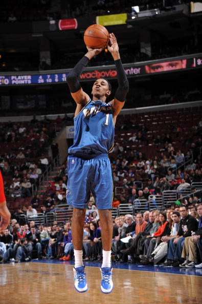 招聘中以 招聘中以