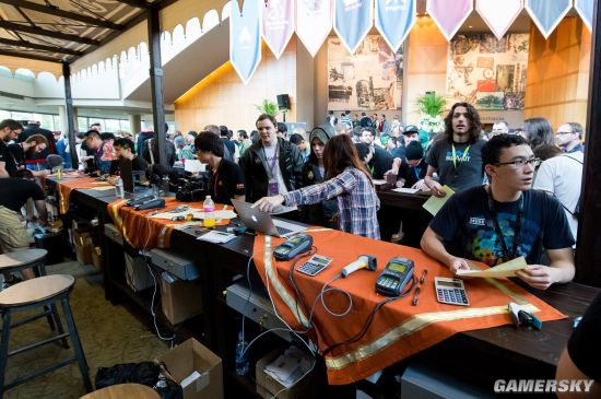 事公信力与 事公信力与