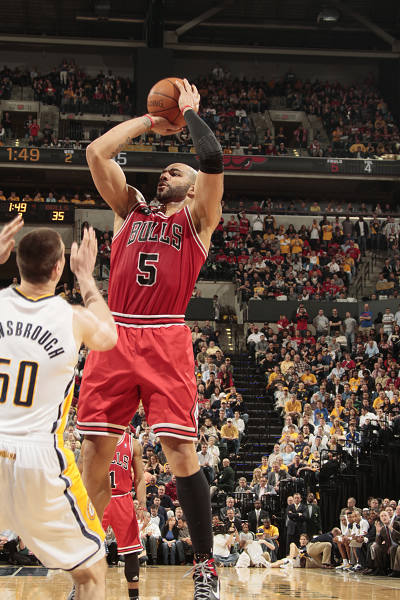 牌不是放弃 牌不是放弃